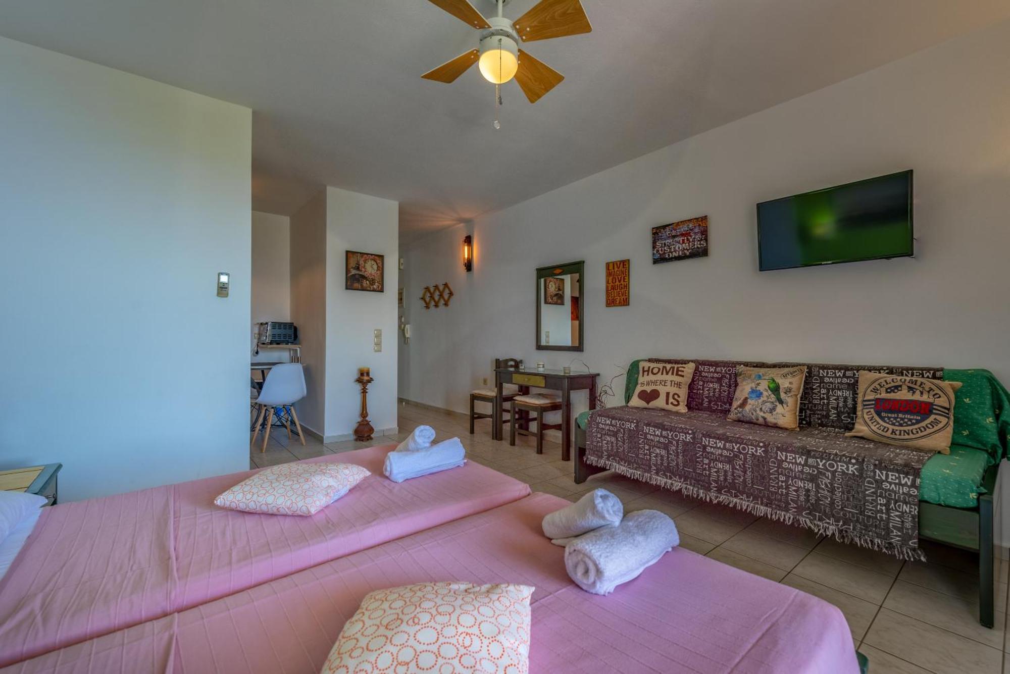 Seafront Spirit Apartments 자킨토스 타운 객실 사진